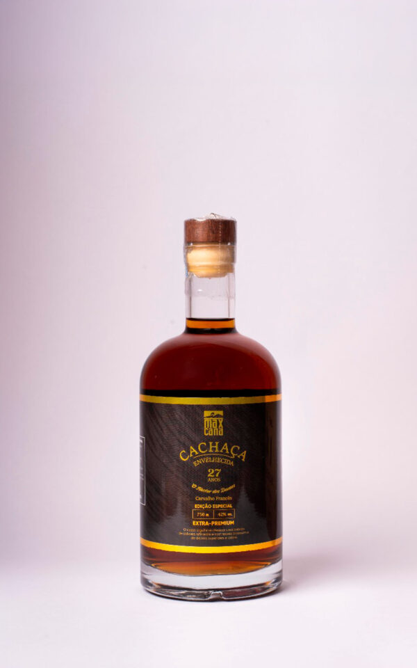 Cachaça Envelhecida 27 anos Super Premium